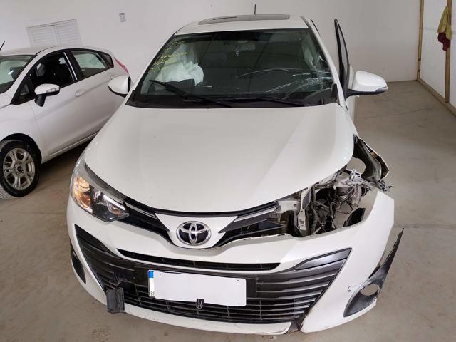 Foto 8 de 28: YARIS SD XLS15 AT - 2019/2020