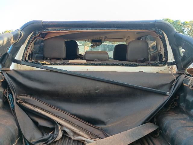 HILUX CD SR 4X4 2.8 TDI DIESEL AUT - 2019/2019 — foto 25 de 25