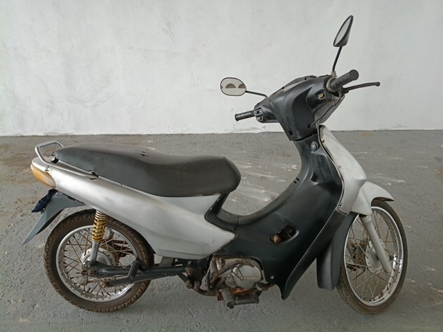 Honda C100 Biz Mais 2003
