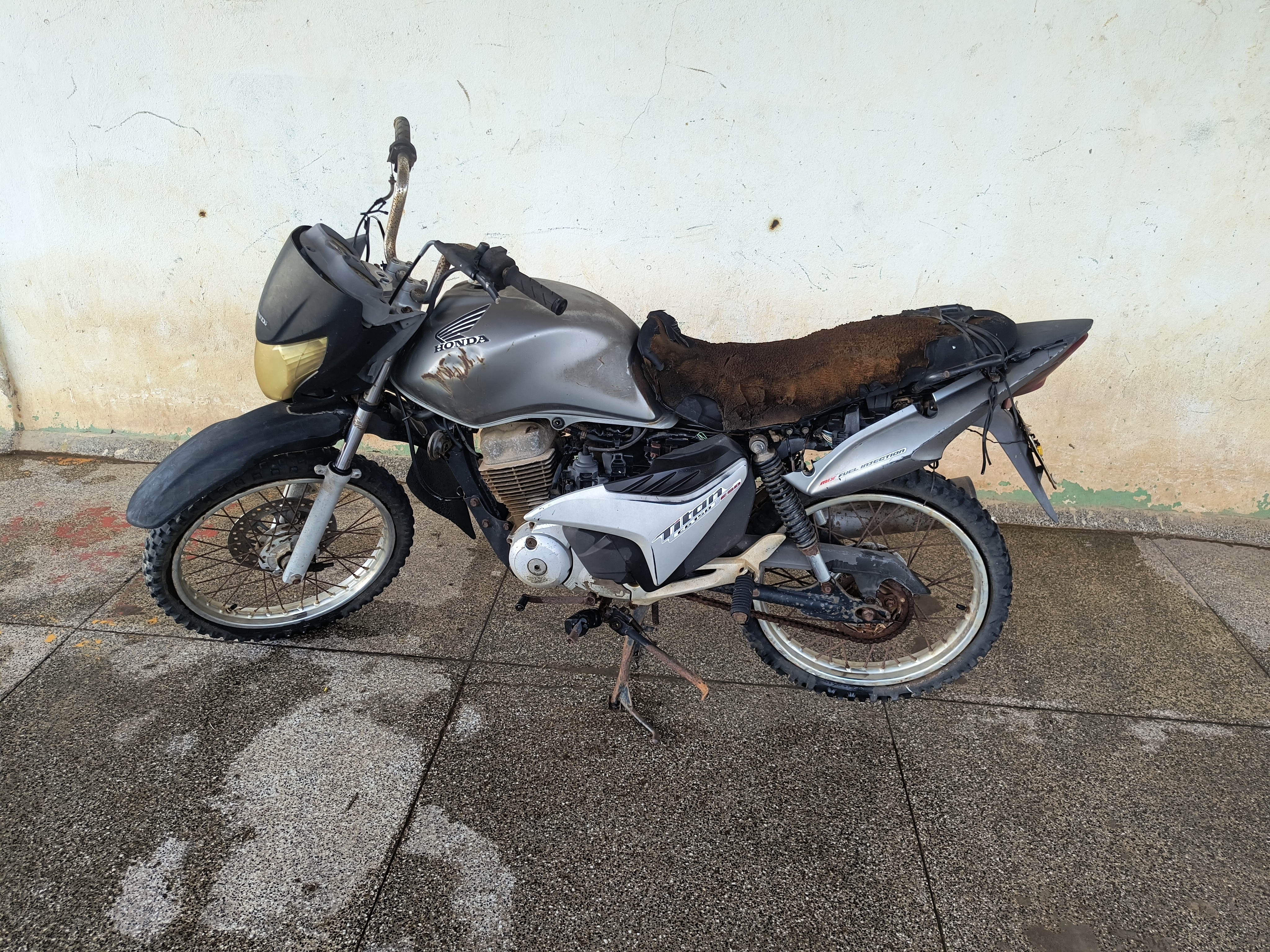 HONDA - CG 150 TITAN ESD - leilão extrajudicial - MARABÁ PA - lance mínimo R$ 500