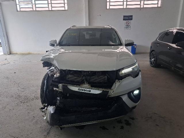 HILUX SW4 SRX 4X4 2.8 TDI 16V DIES. AUT - 2018/2019 — foto 8 de 29