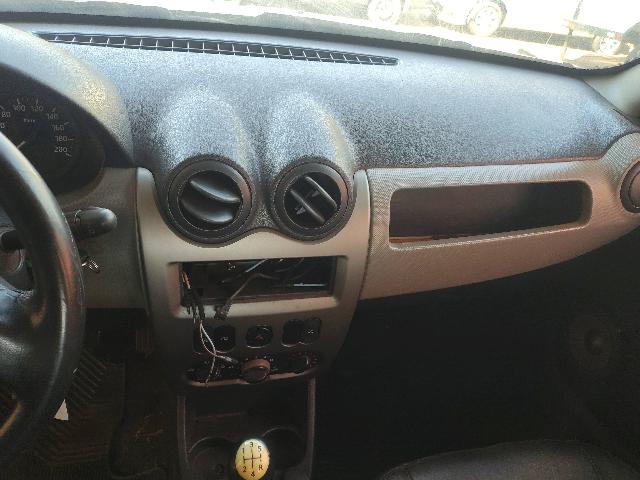 RENAULT SANDERO AUT 16 - 2010/2010 — foto 7 de 37