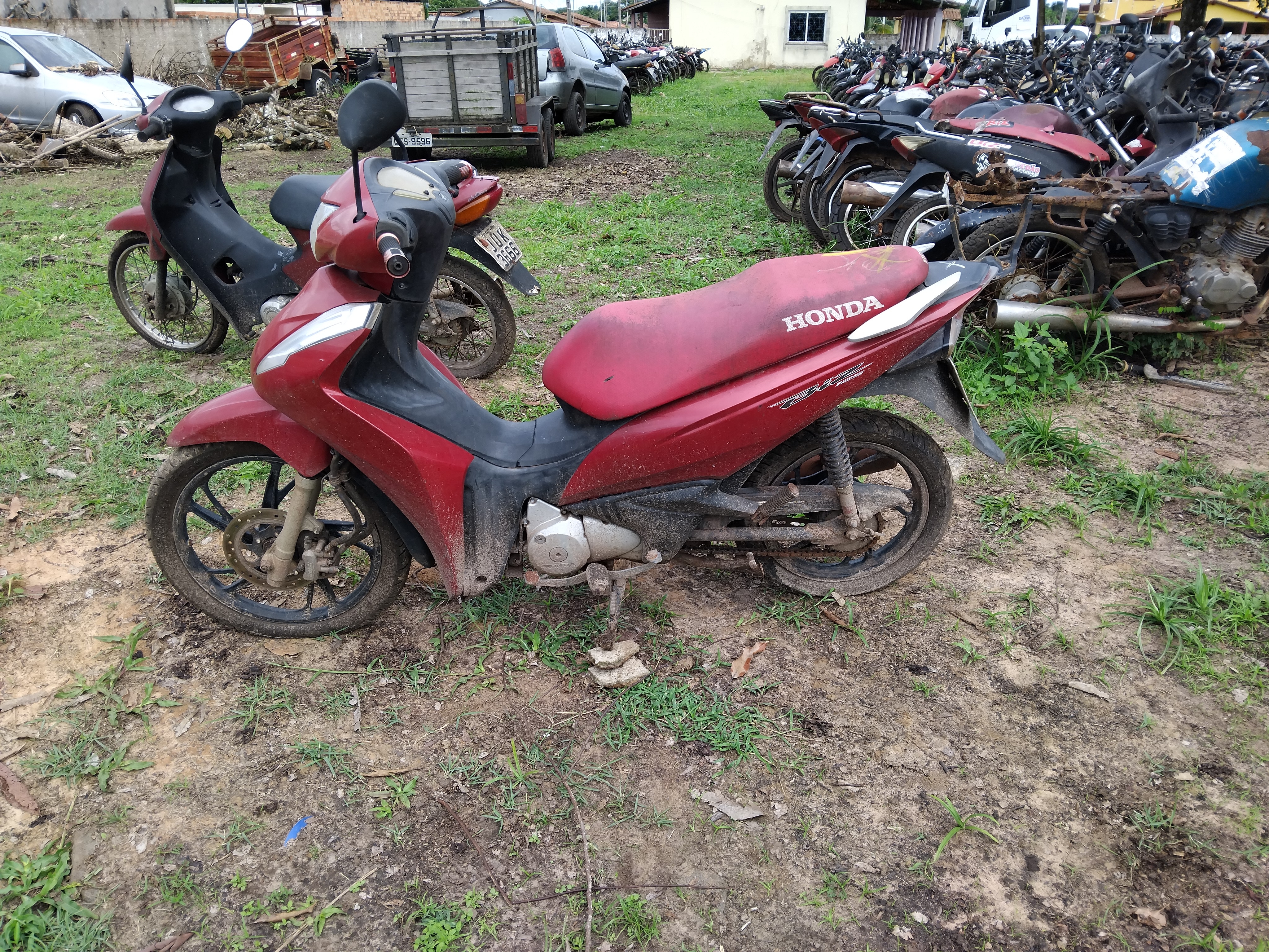 HONDA - BIZ 125 - leilão extrajudicial - CASTANHAL PA - lance mínimo R$ 611