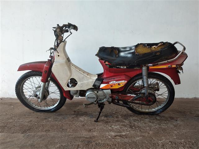 HONDA - C100 DREAM - leilão judicial - IPUEIRAS PI - lance mínimo R$ 200