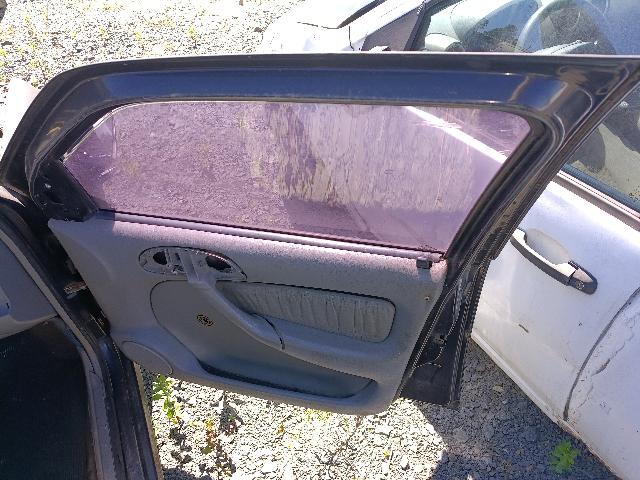 Foto 32 de 60: GOL 16V PLUS - 2001/2001