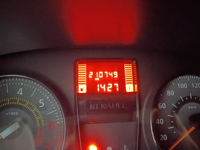RENAULT CLIO EXP1016VH - 2013/2014 — foto 18 de 27