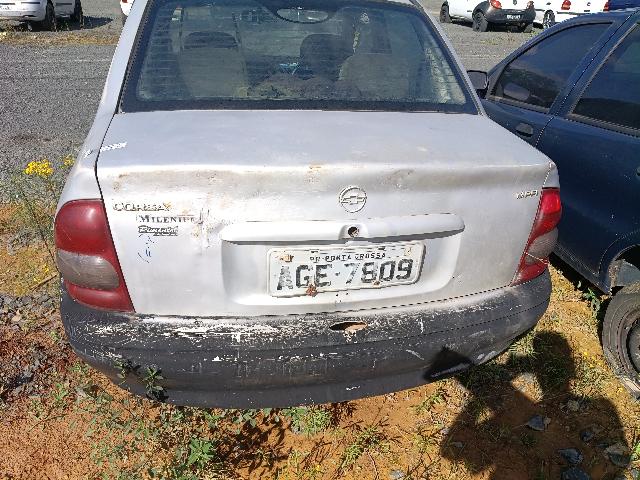Foto 34 de 35: CORSA MILENIUM - 2002/2002