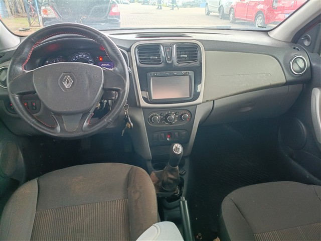 RENAULT LOGAN EXP 16 SCE - 2017/2018 — foto 5 de 31