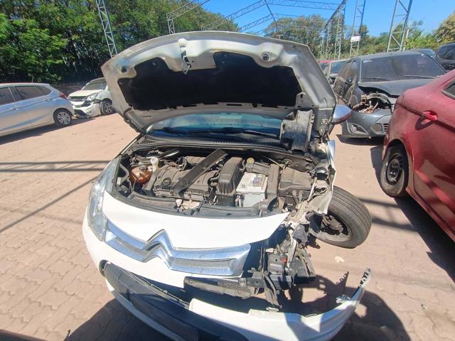CITROEN C3 120A EXCLUSIV - 2014/2015 — foto 12 de 26