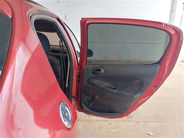 PEUGEOT 206 14 PRESEN FX - 2007/2008 — foto 12 de 26