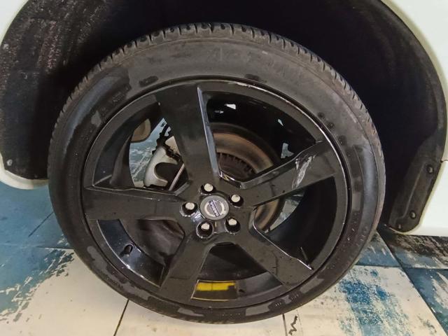 VOLVO XC60 2.0T5 R-DES - 2014/2014 — foto 20 de 28