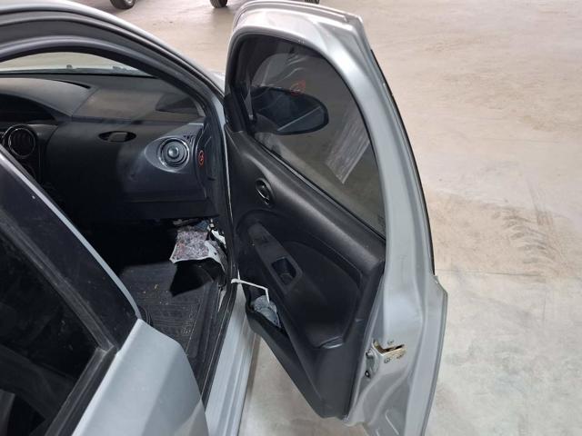 ETIOS XLS SEDAN 1.5 FLEX 16V 4P AUT. - 2016/2017 — foto 18 de 24