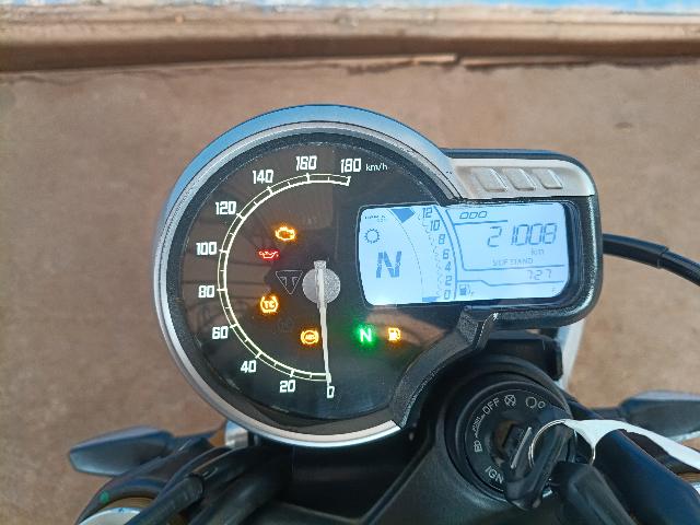 TRIUMPH SPEED 400 - 2024/2024 — foto 7 de 15