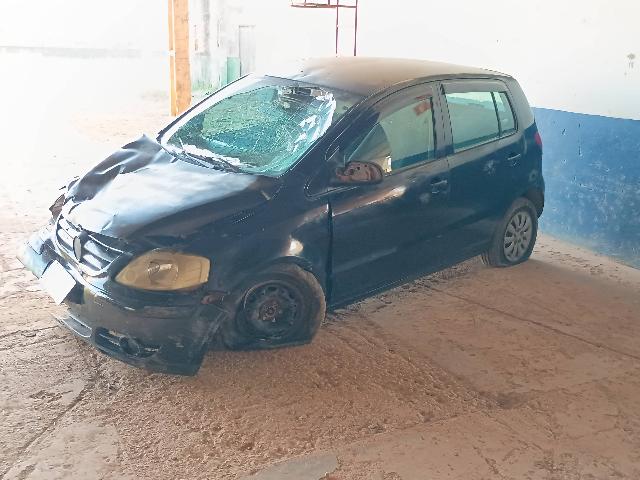 VOLKSWAGEN FOX 1.0 - 2006/2006 — foto 6 de 27