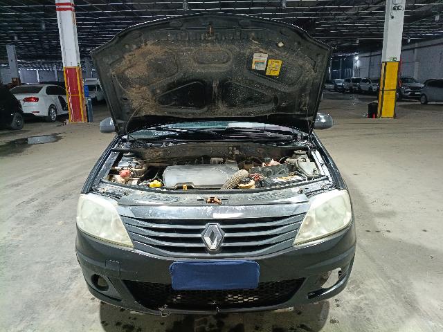 RENAULT LOGAN EXP 1016V - 2010/2011 — foto 17 de 40