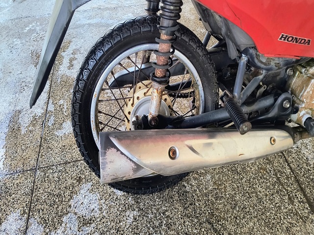 HONDA BIZ 125 ES - 2011/2011 — foto 9 de 10