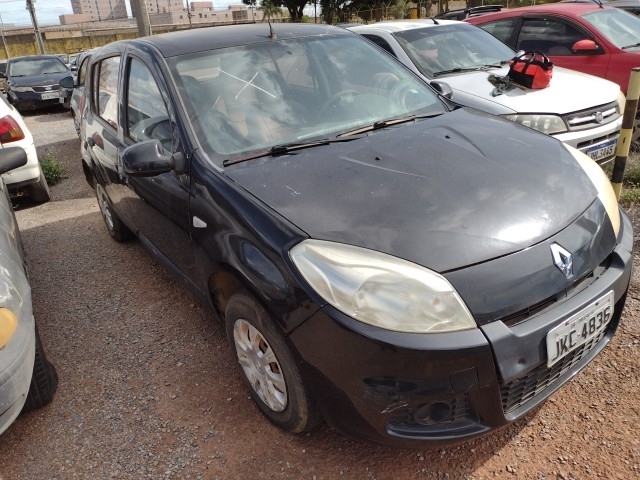 RENAULT - SANDERO EXP1016V - leilão extrajudicial - SAMAMBAIA DF - lance mínimo R$ 7.900