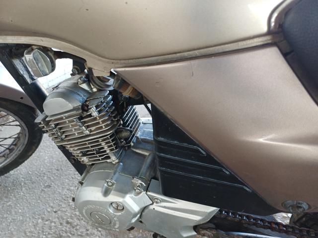 YAMAHA YBR 125K - 2002/2003 — foto 6 de 9