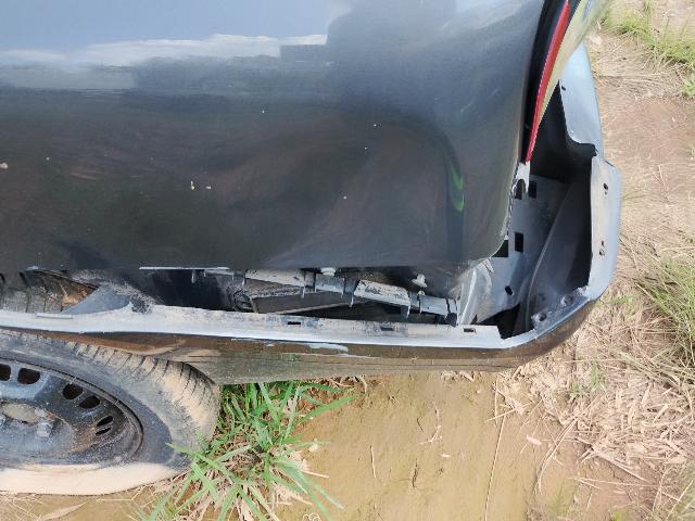 RENAULT CLIO RT 1.0 16V - 2002/2002 — foto 30 de 37