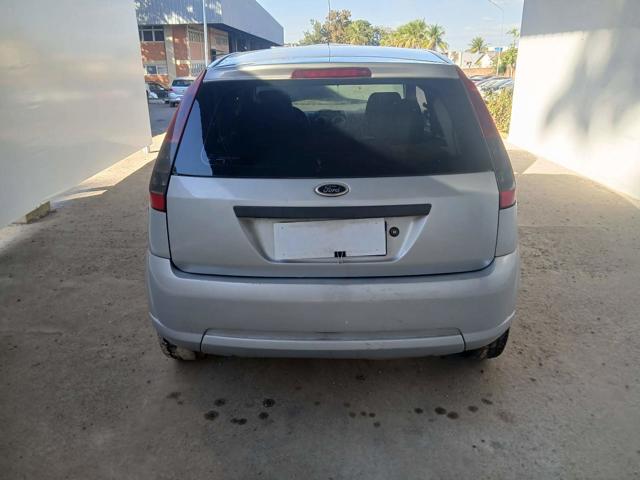 FORD FIESTA FLEX - 2010/2011 — foto 26 de 37