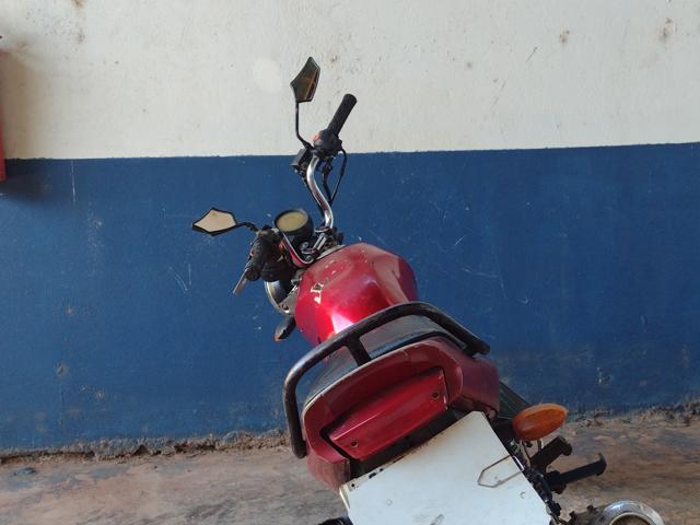 YAMAHA YBR 125ED - 2007/2008 — foto 5 de 13