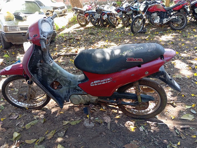 HONDA - C100 BIZ - leilão extrajudicial - 564 CE - lance mínimo R$ 100