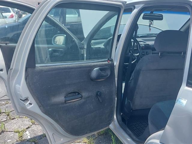 Foto 13 de 25: CORSA MILENIUM - 2001/2002
