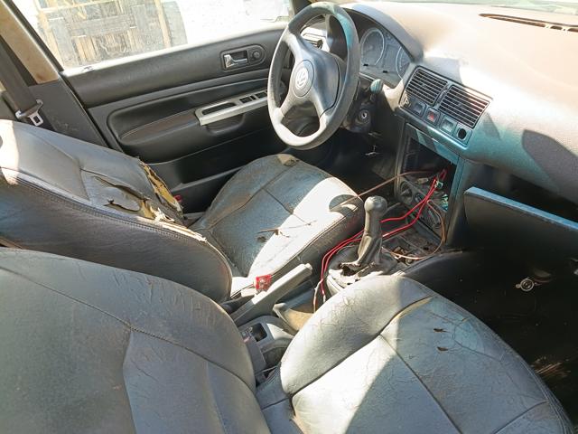 VOLKSWAGEN GOLF - 2001/2002 — foto 6 de 7