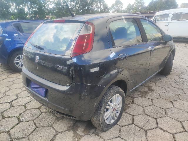 FIAT PUNTO ATTRACTIVE - 2011/2012 — foto 3 de 24
