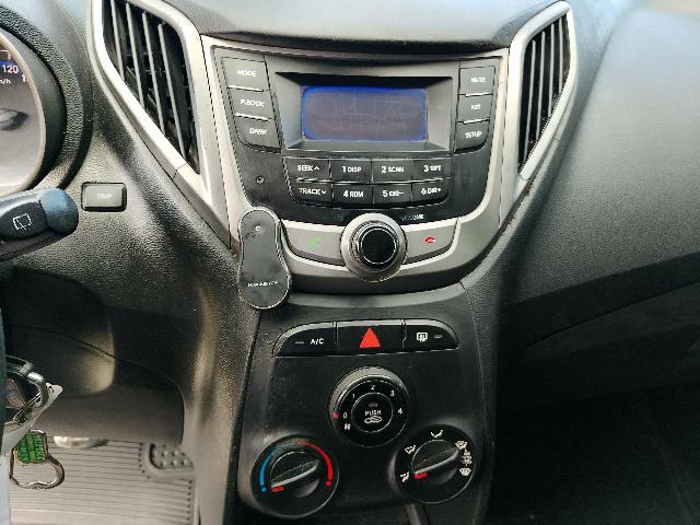HYUNDAI HB20 1.6M COMF - 2014/2015 — foto 27 de 40