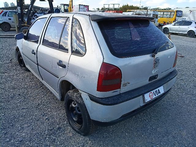 VOLKSWAGEN GOL 16V PLUS - 2001/2001 — foto 4 de 5