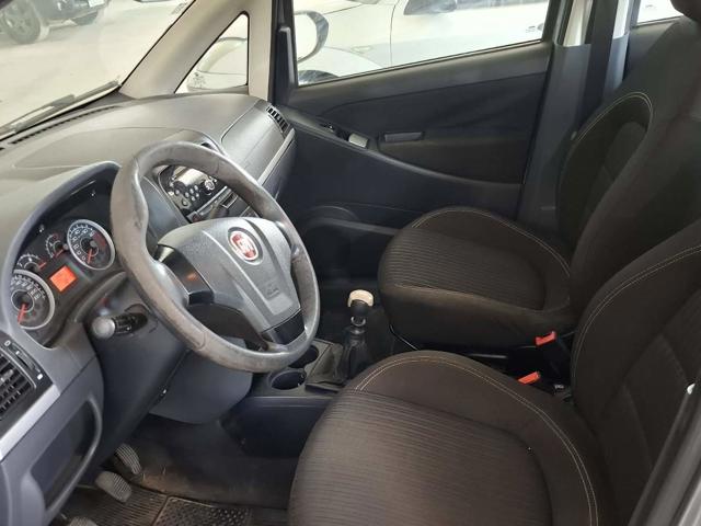 IDEA ESSENCE 1.6 16V FLEX - 2013/2013 — foto 10 de 26