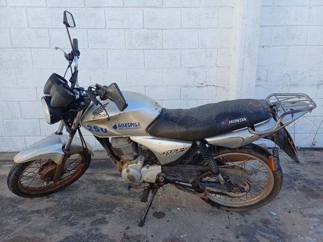 HONDA - CG 150 TITAN KS - leilão extrajudicial - TERESINA PI - lance mínimo R$ 2.600