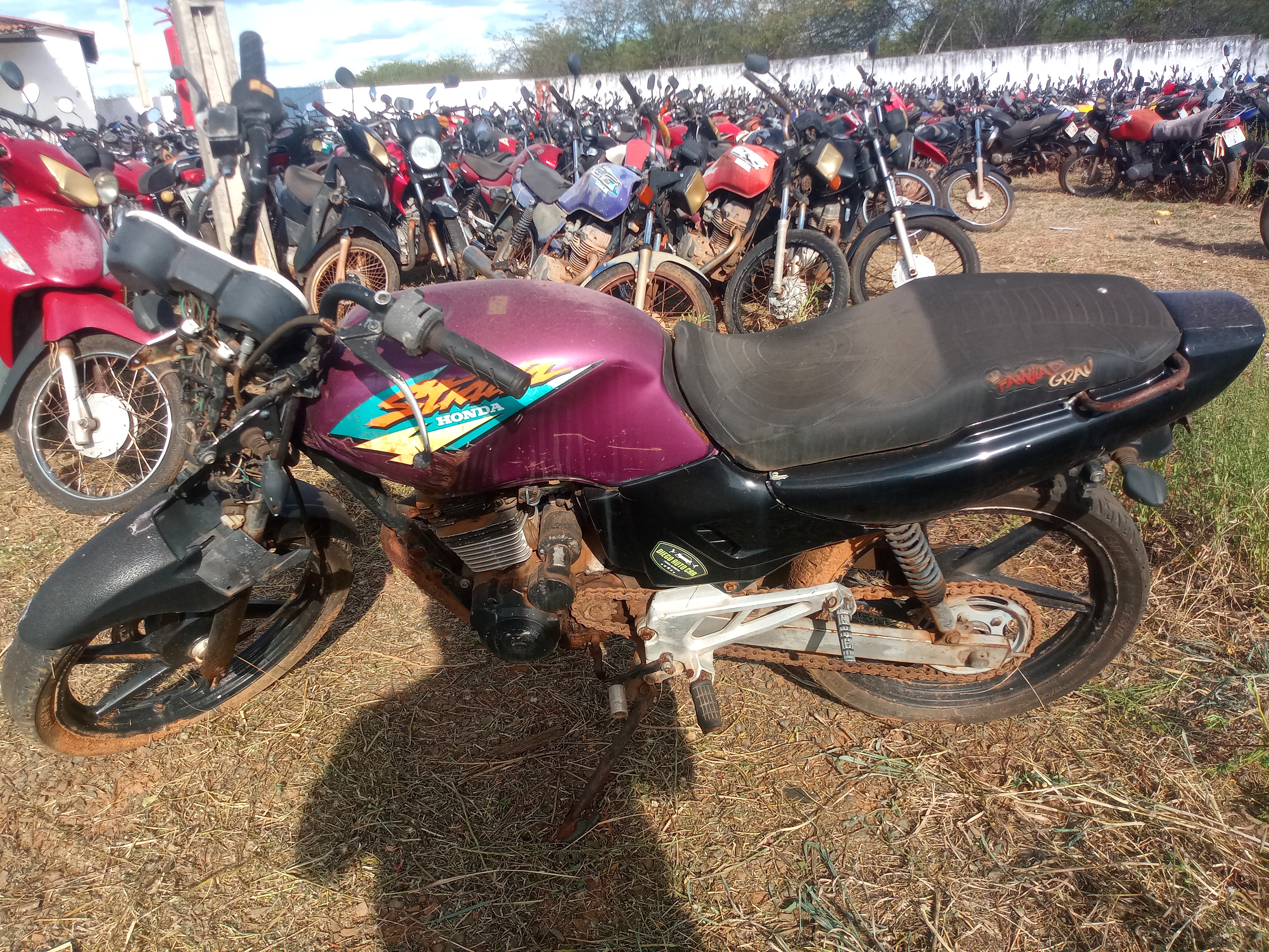 HONDA 200 STRADA