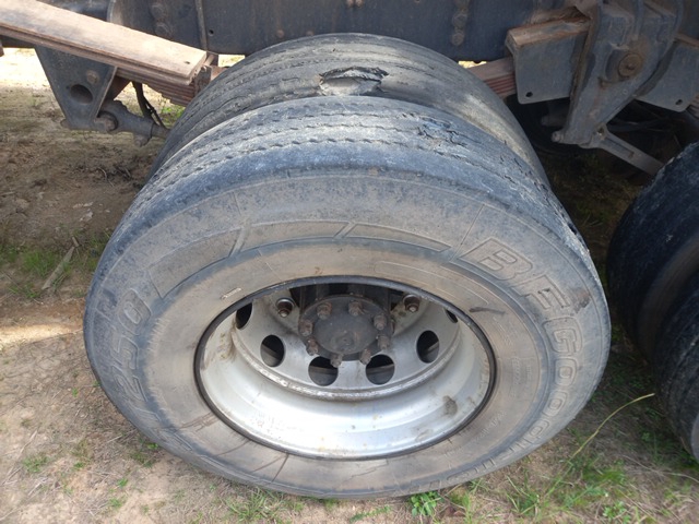FORD CARGO 2429 L - 2014/2015 — foto 33 de 39