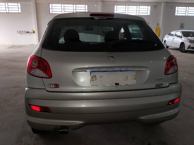 PEUGEOT 207HB XR - 2011/2012 — foto 22 de 29
