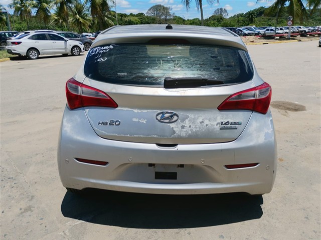 HYUNDAI HB20 1.6A COMF - 2014/2015 — foto 27 de 40