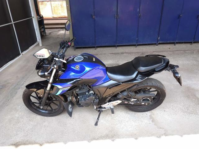 Yamaha FZ25 Fazer 2024