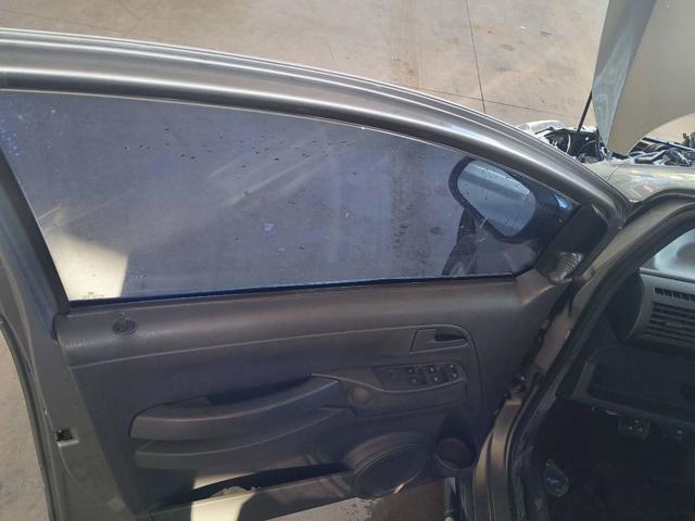 VOLKSWAGEN FOX 1.0 - 2005/2005 — foto 15 de 31