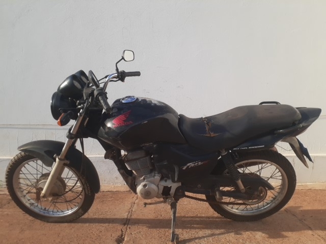 Honda CG 150 FAN ESI 2012 em leilão