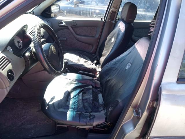 VOLKSWAGEN GOL 16V PLUS - 2001/2001 — foto 19 de 40