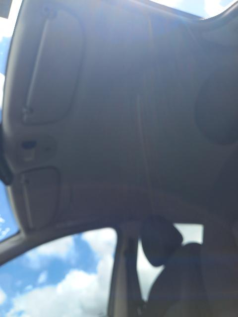 PEUGEOT 207HB XR S - 2012/2013 — foto 15 de 34