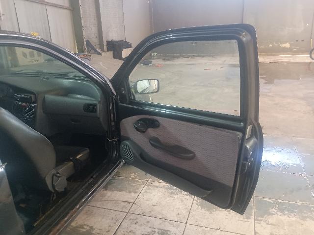 Foto 13 de 24: PALIO 1.0 - 2000/2000