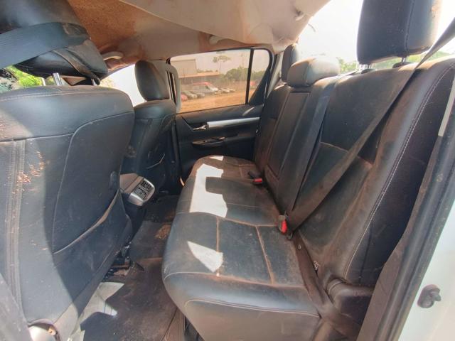 HILUX CD SRV 4X4 2.8 TDI DIESEL AUT - 2018/2019 — foto 9 de 40