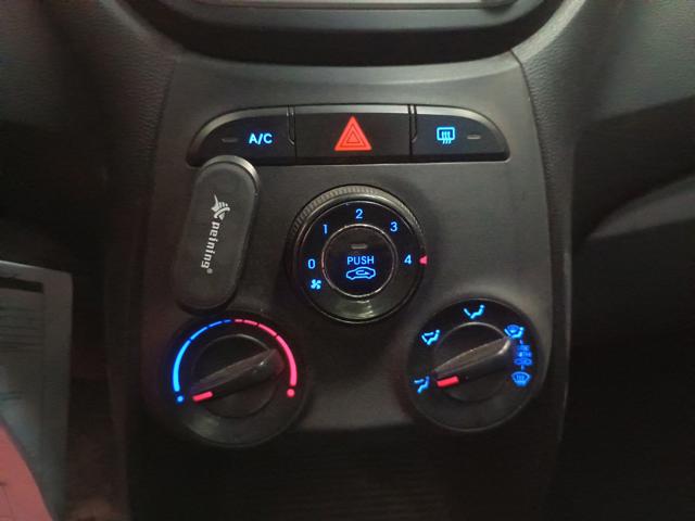 HYUNDAI HB20S 1.0M COMF - 2015/2016 — foto 27 de 40