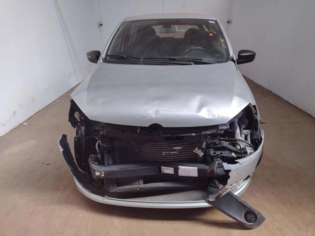 VOLKSWAGEN FOX 1.6 GII - 2012/2013 — foto 10 de 29