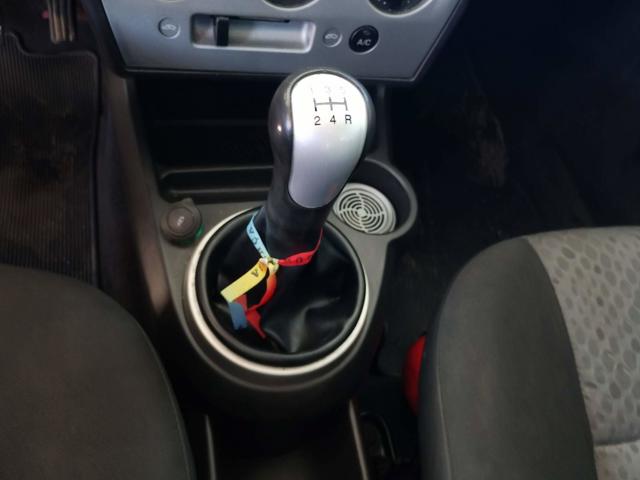 FORD FIESTA 1.6 FLEX - 2013/2014 — foto 9 de 36