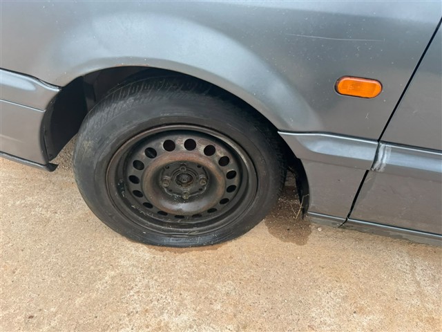 VOLKSWAGEN PASSAT - 1995/1995 — foto 19 de 22
