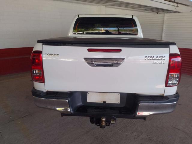 TOYOTA HILUX CDSRXA4FD - 2015/2016 — foto 16 de 28
