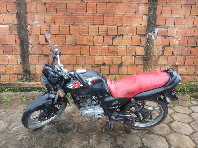 SUZUKI EN125 YES SE - 2013/2014
